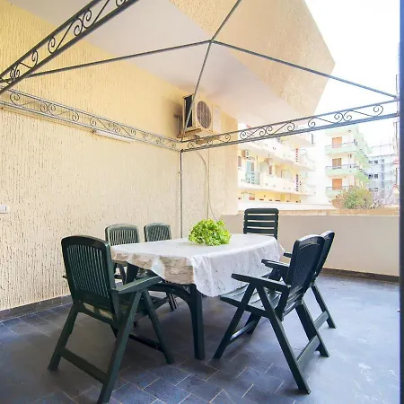Holiday home Locazione Turistica Rosmini's House