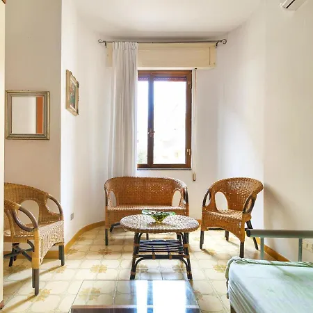 Locazione Turistica Rosmini's House